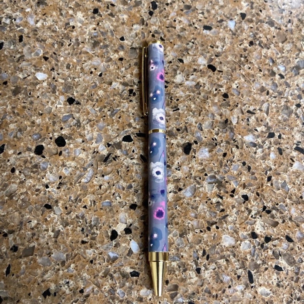 Lug Refillable Ballpoint Ink Pen